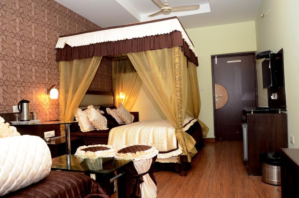 ג'איפור Hotel Kartikey מראה חיצוני תמונה